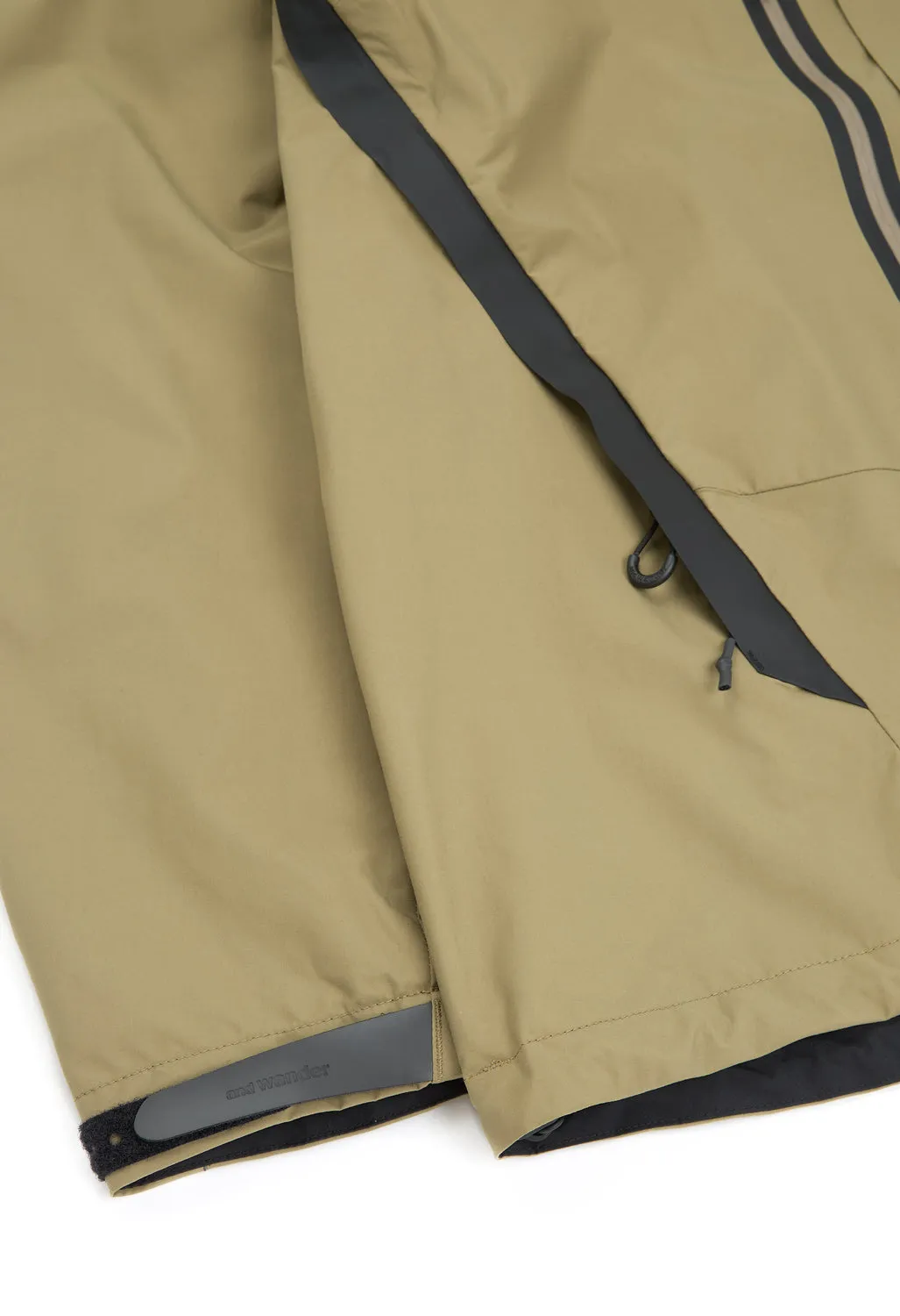 and Wander 2.5L Hiker Rain Jacket - Beige