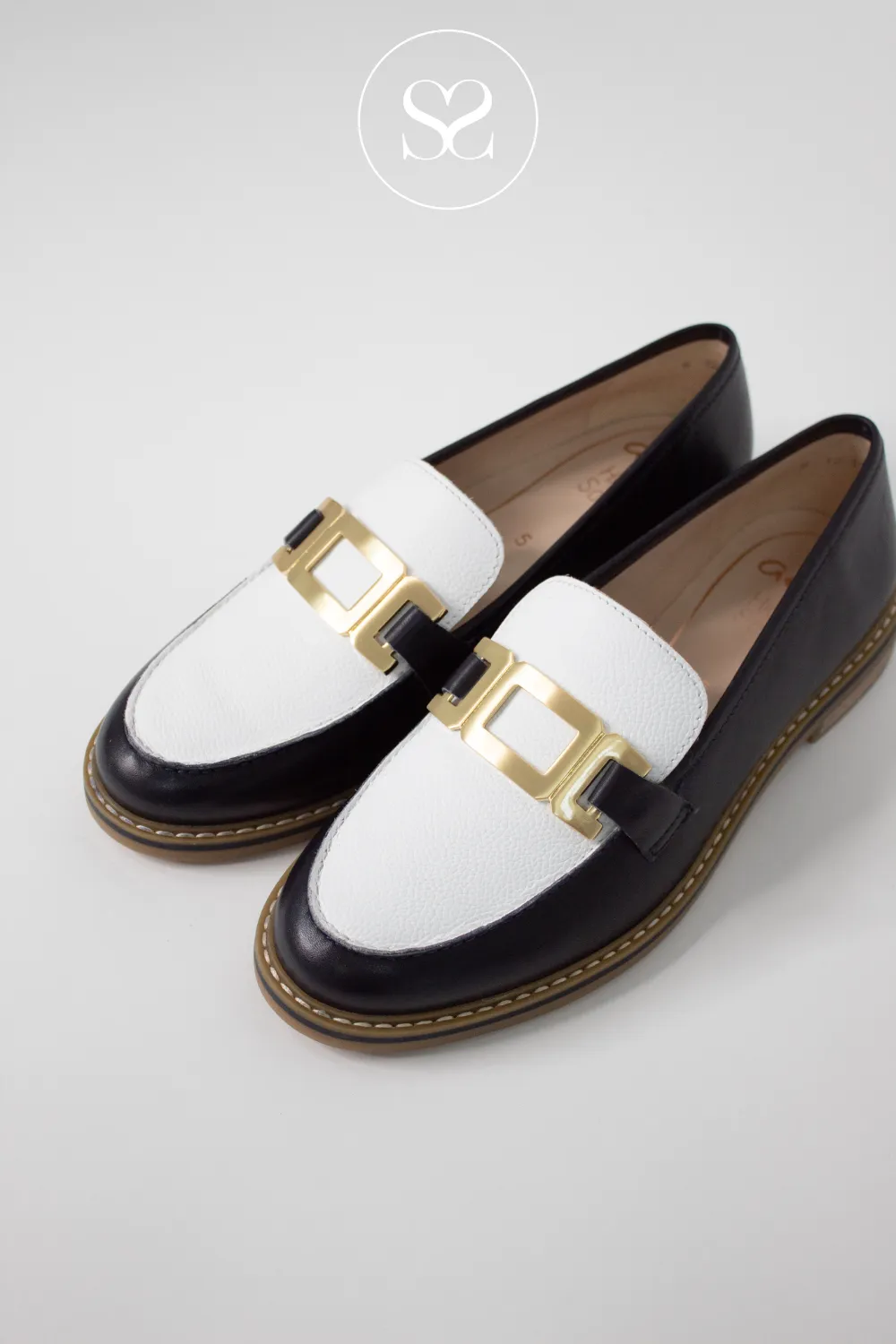 ARA  12-11252 NAVY/CREAM LEATHER BLOCK HEEL LOAFERS