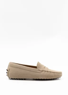 Driving shoes in sand suede