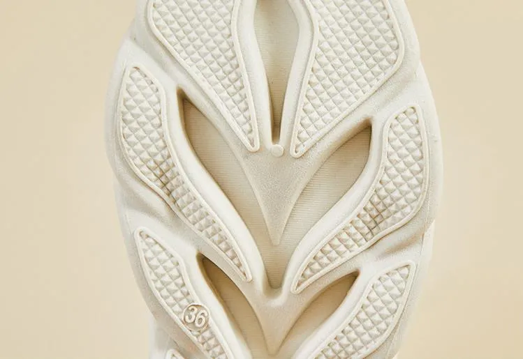 Flywoven Stretch Breathable Sneakers