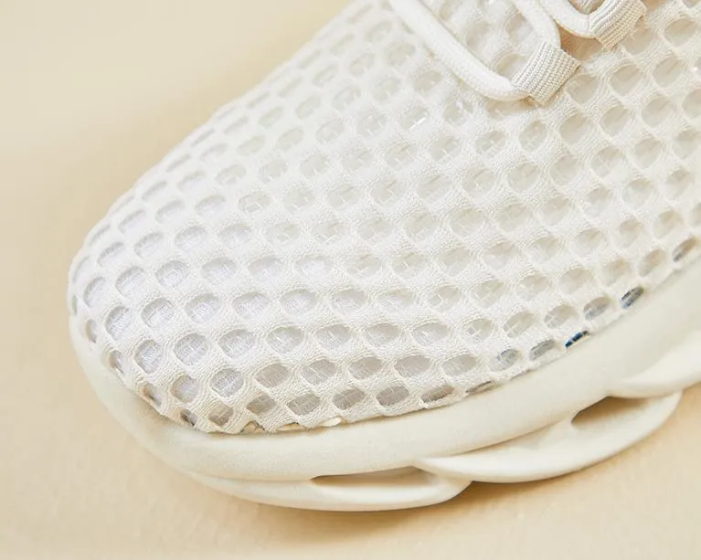 Flywoven Stretch Breathable Sneakers