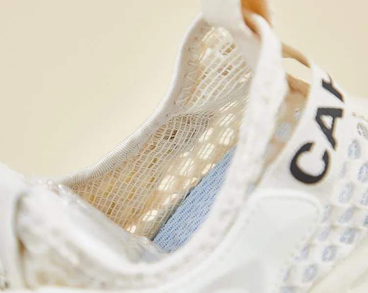Flywoven Stretch Breathable Sneakers