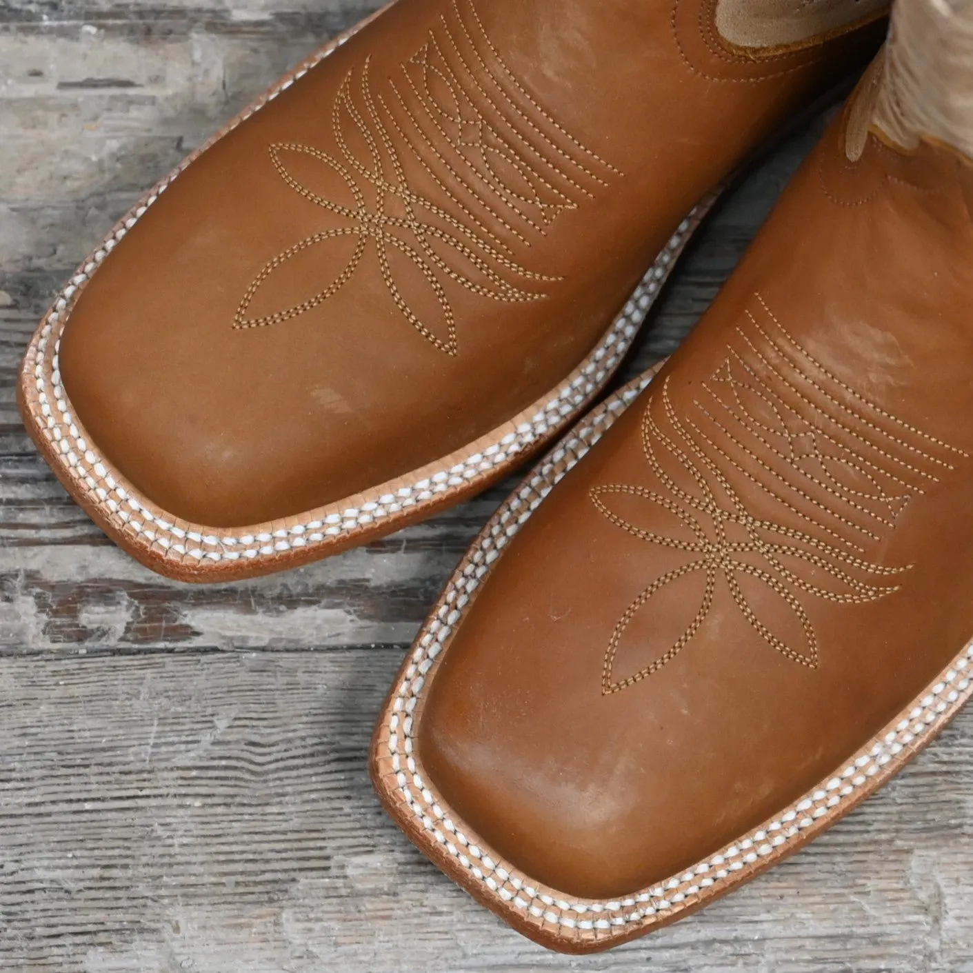 Hyer MULBERRY 11" Sand Top with Clay Mule Cowhide Vamp