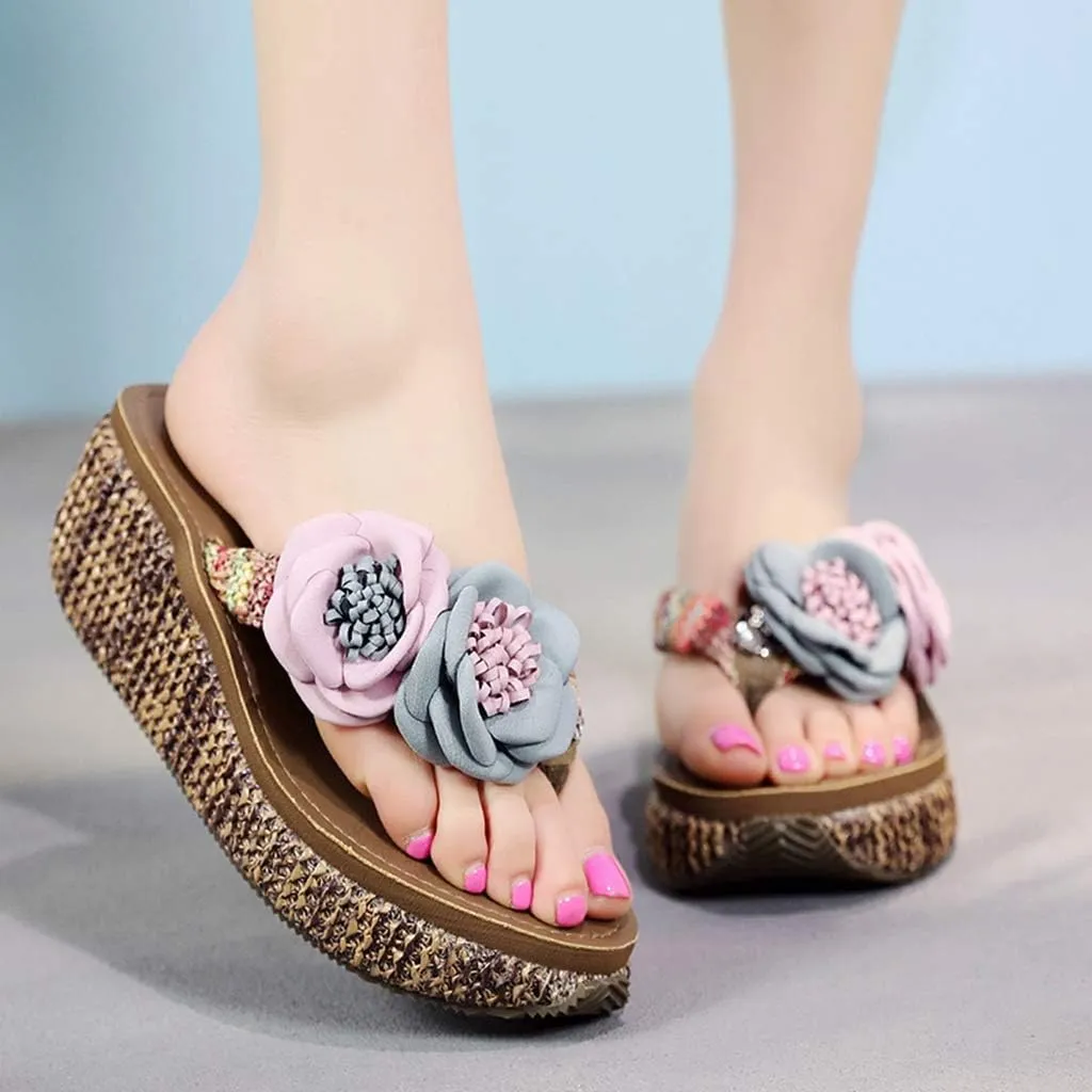 MIOKE Wome's Straw Platform Flipflops Bohemia Flowers Summer Comfort Nonslip Beach Wedge Thong Sandals
