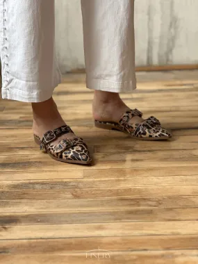 Usual Leo Flats