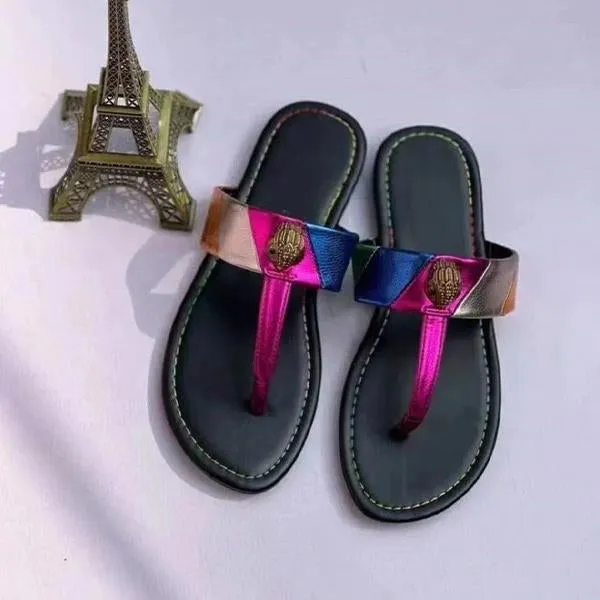 Women's Fashionable Rhinestone Bird Head Flat Flip Flops 22099571S