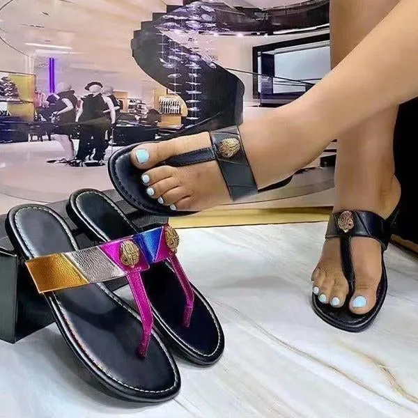 Women's Fashionable Rhinestone Bird Head Flat Flip Flops 22099571S